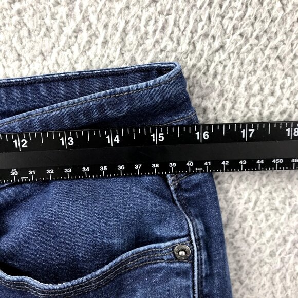 LEVIS 529 Womens Size 32 Dark Wash Mid Rise Distressed Curvy Bootcut Jeans 32x28 - Picture 12 of 16